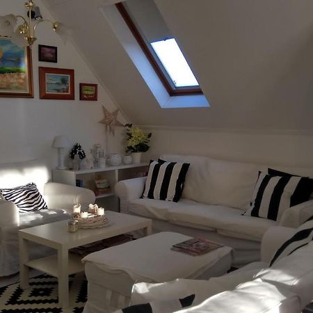 Leander Apartman Balatonlelle Eksteriør billede