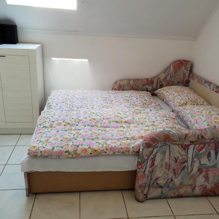 Leander Apartman Balatonlelle Eksteriør billede