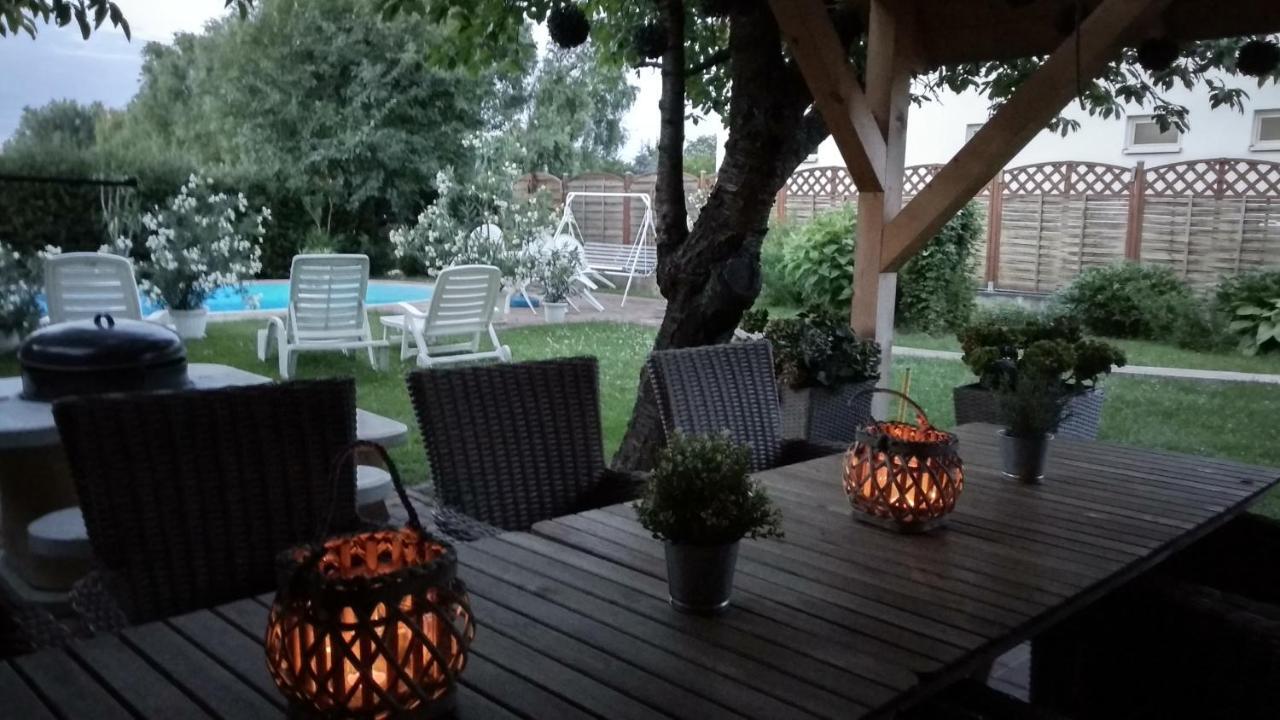Leander Apartman Balatonlelle Eksteriør billede