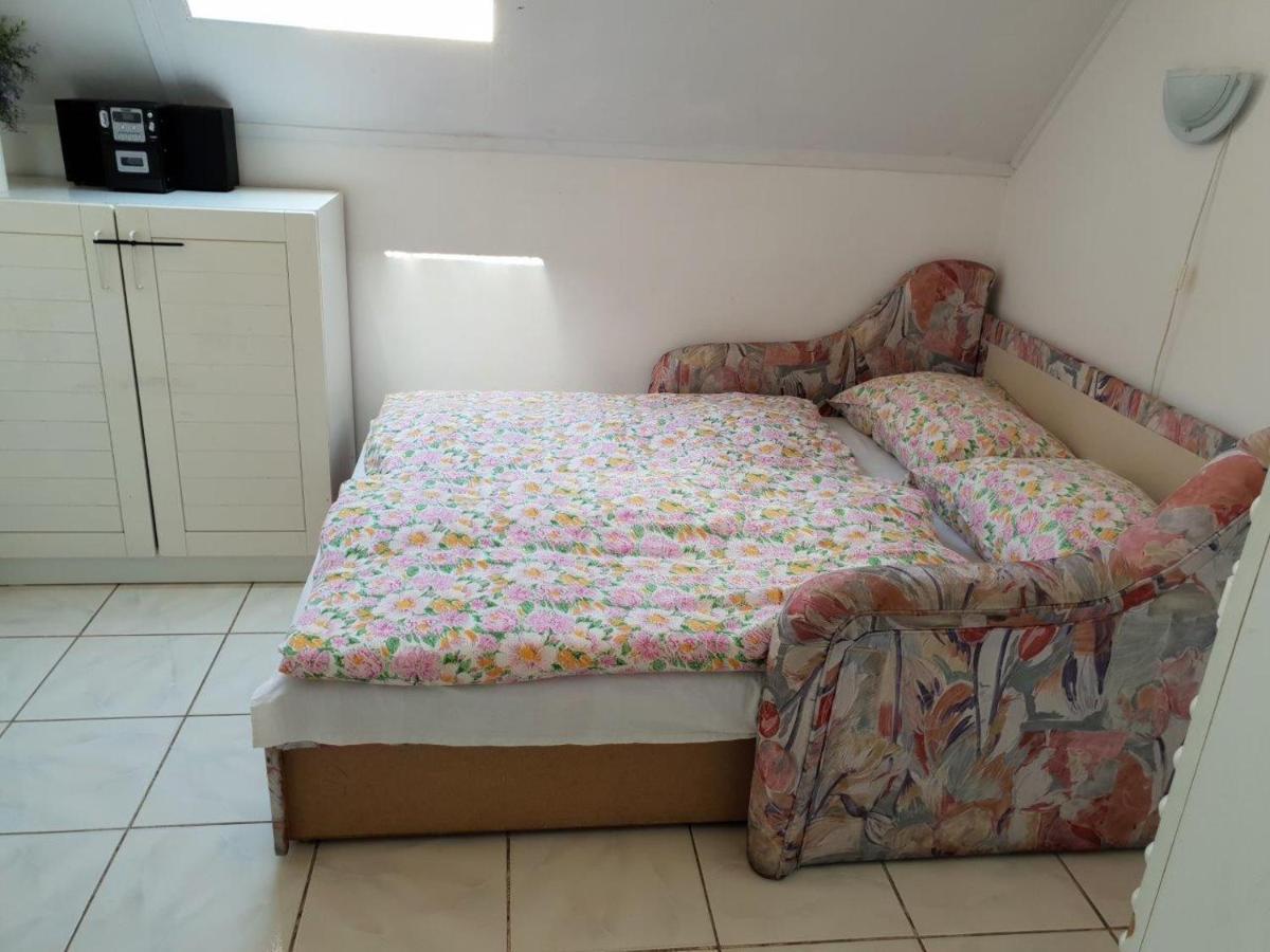 Leander Apartman Balatonlelle Eksteriør billede